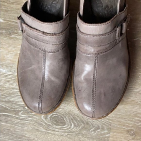 Born Taupe Clogs Sz 9 - Picture 5 of 6